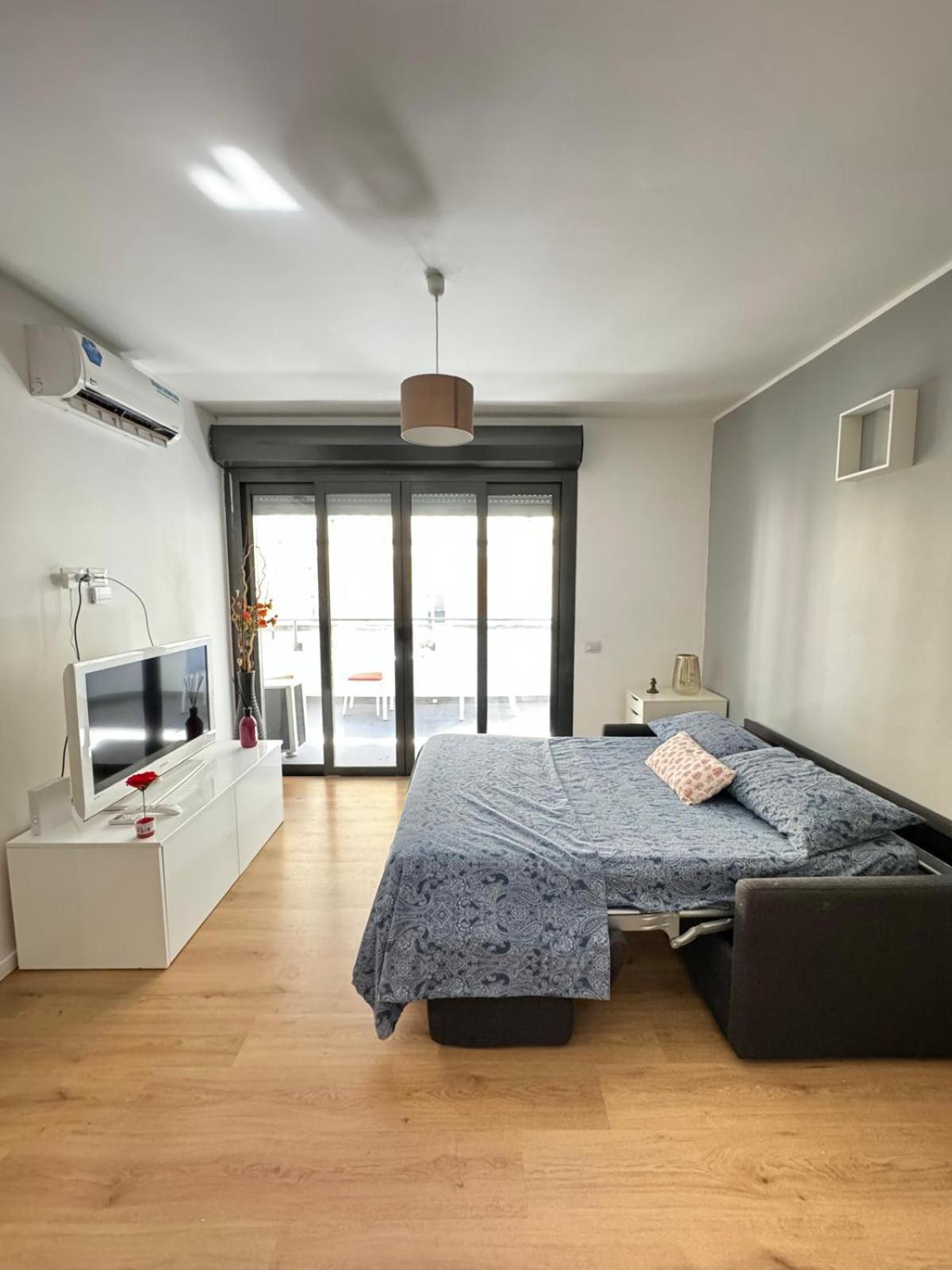 Lux Fara Apartment Milan Bagian luar foto