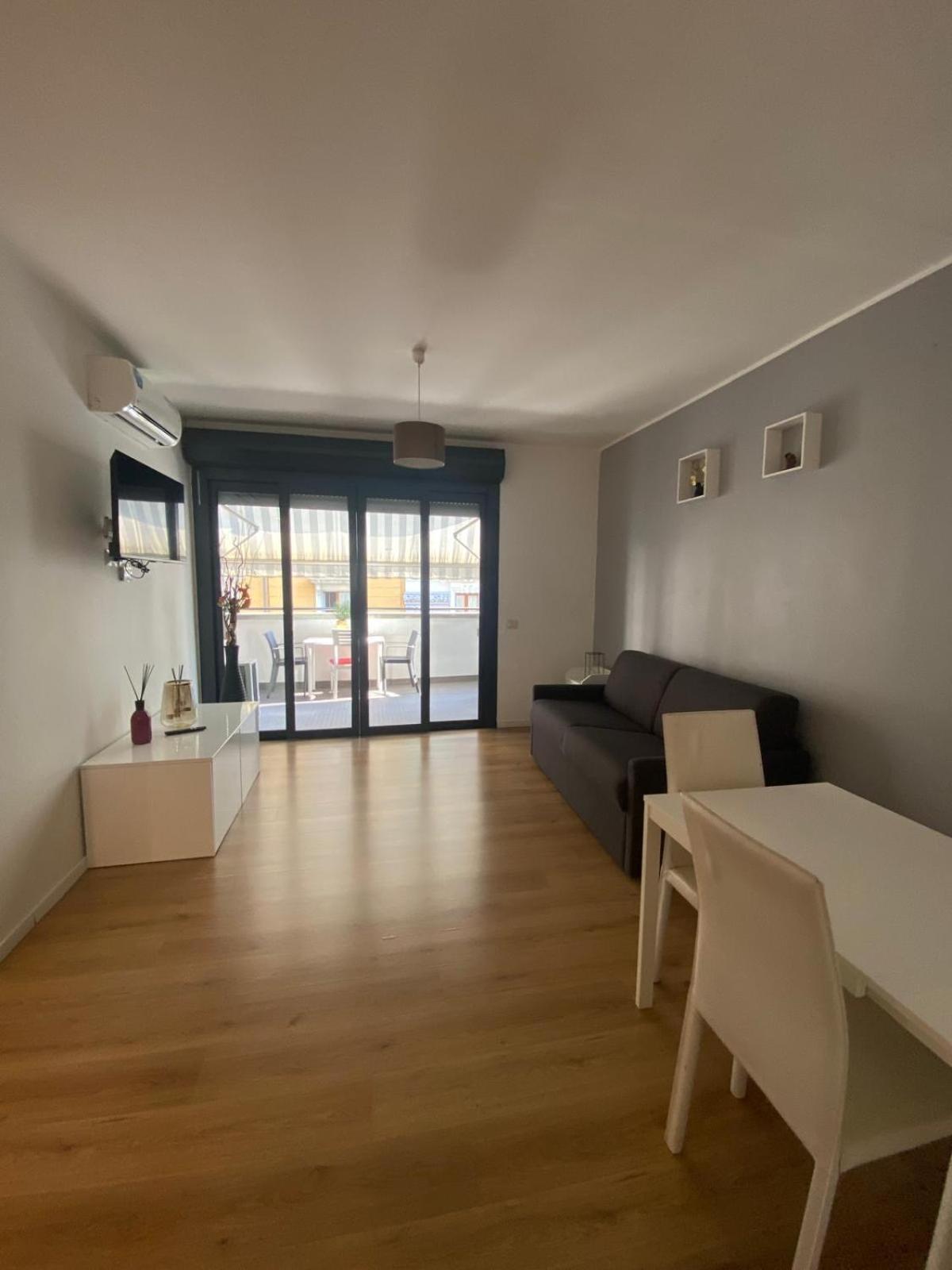Lux Fara Apartment Milan Bagian luar foto