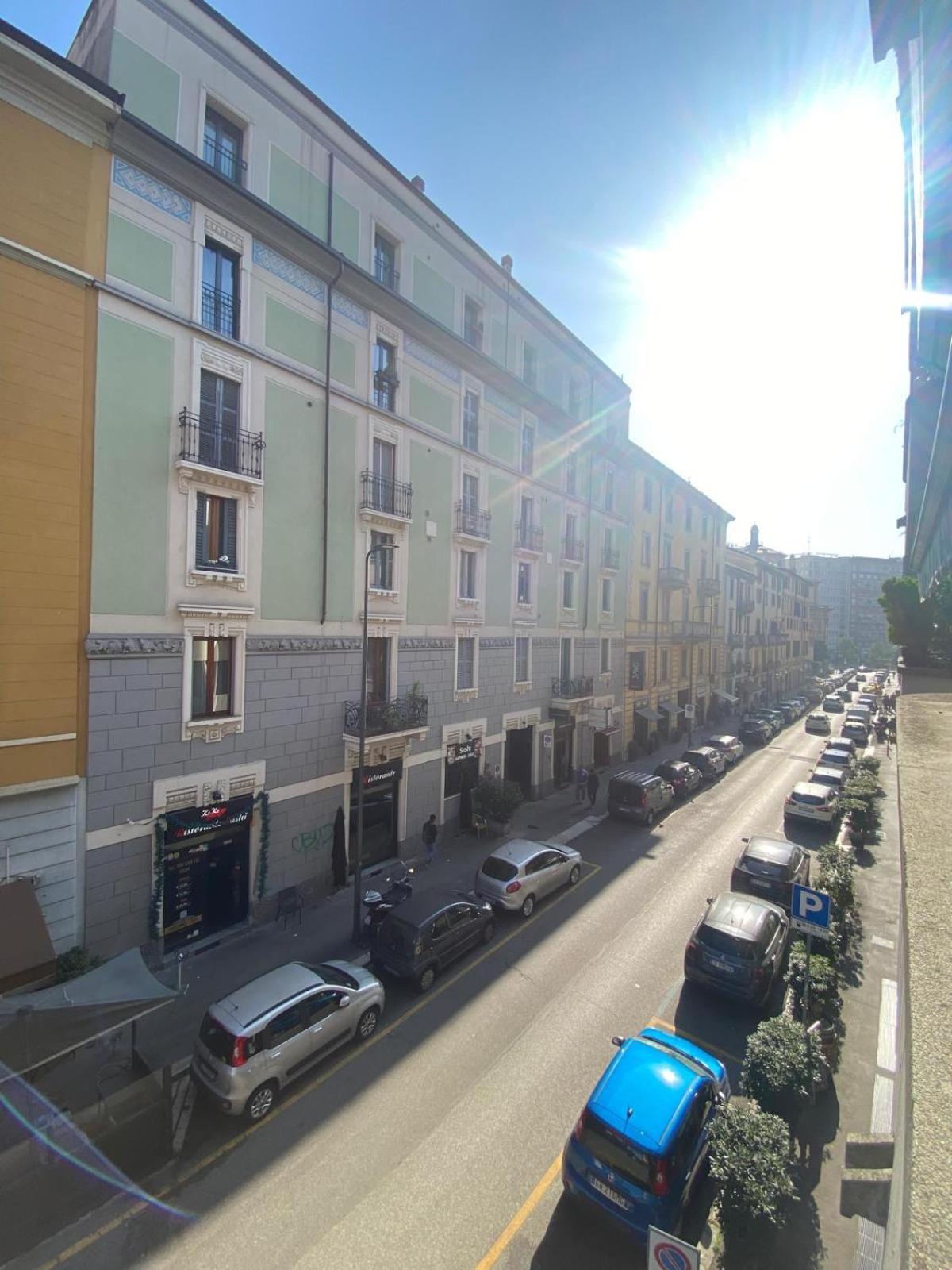 Lux Fara Apartment Milan Bagian luar foto
